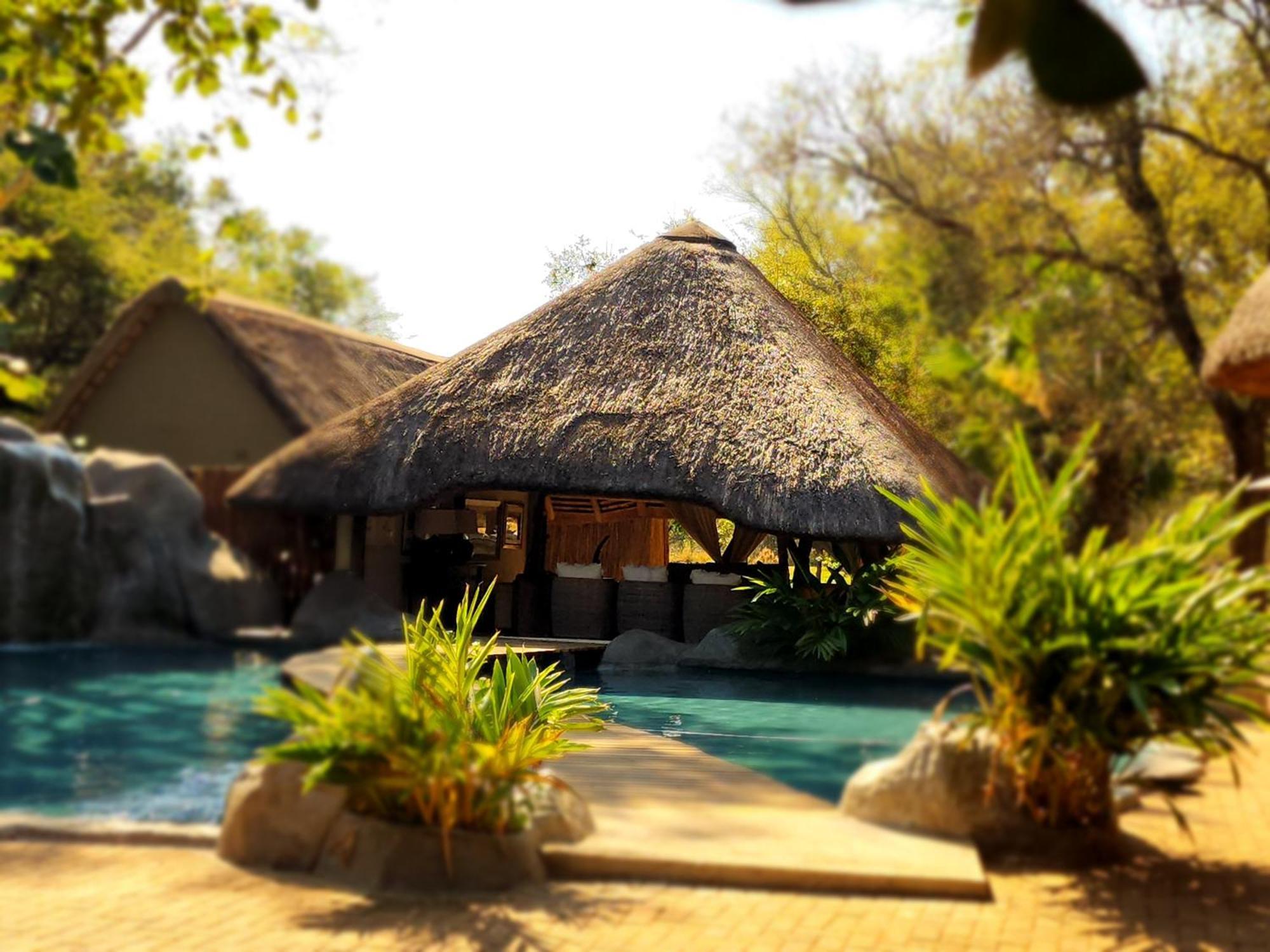 Lodge Karongwe Portfolio- Shiduli Private Game *